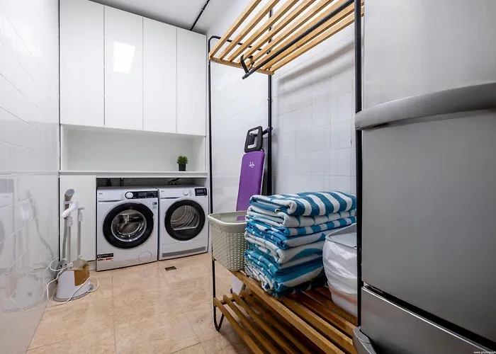 Luxury Del Duque Renovated