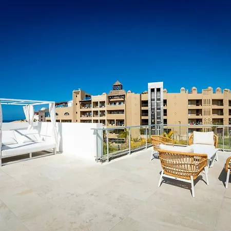 בית נופש Luxury Del Duque Renovated *