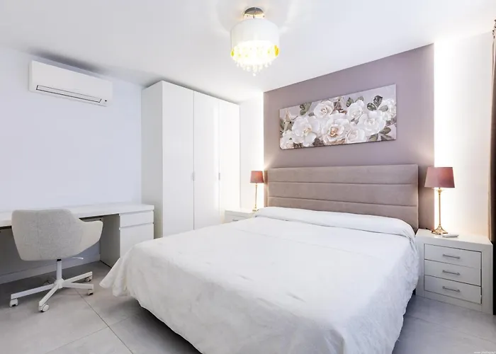 Holiday home Luxury Del Duque Renovated *