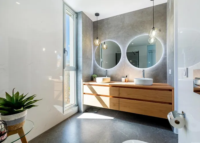 Holiday home Luxury Del Duque Renovated