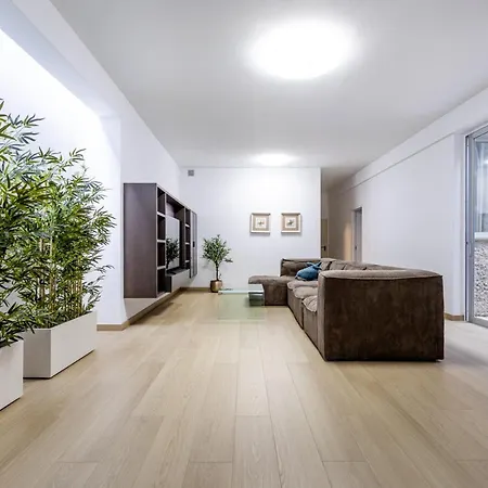 Semesterbostad Luxury Del Duque Renovated *