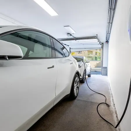 Semesterbostad Luxury Del Duque Renovated