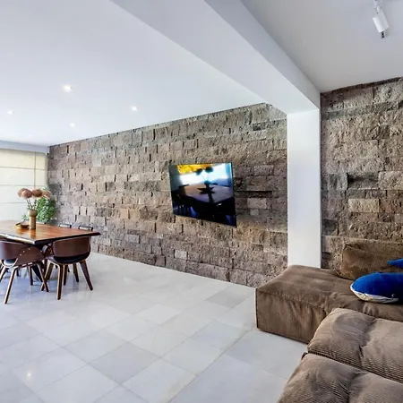 Luxury Del Duque Renovated *